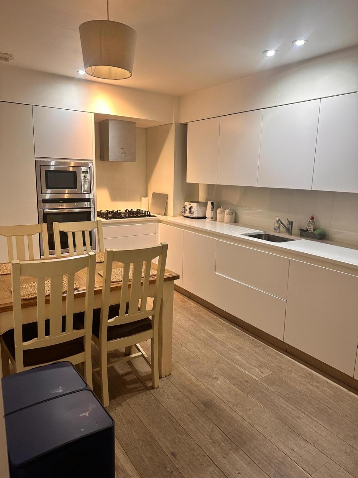 Spacious Central London Flat - 2Bhk 외부 사진